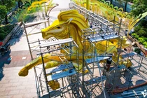 Linh vật ngựa Thánh Gióng xuất hiện tại đường hoa Nguyễn Huệ