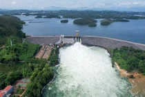 Thủy điện Thác Bà xả lũ khẩn cấp, Hà Nội và 3 tỉnh nhận cảnh báo