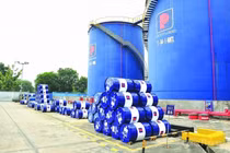 Việt Nam chi gần 3 tỷ USD nhập xăng dầu đối phó khủng hoảng năng lượng