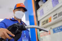 Đồng loạt giảm mạnh giá tất cả các mặt hàng xăng, dầu từ 22h00 ngày 11/3/2026