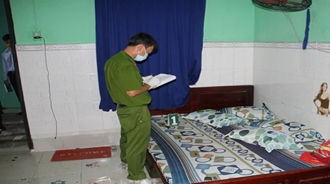 Cọc tiền âm phủ và nhát dao chí mạng kết thúc một mối tình 