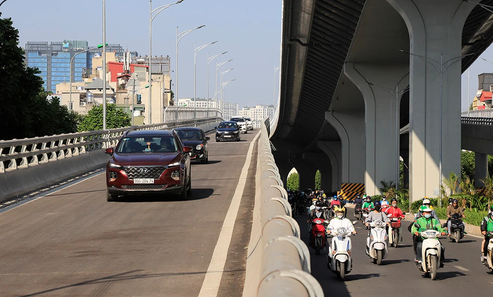 Hà Nội thông xe vành đai 2 đoạn Ngã Tư Sở - Ngã Tư Vọng