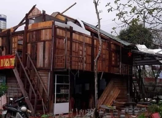Cảnh tượng nhà cửa tan hoang sau trận lốc cực mạnh ở Mộc Châu 