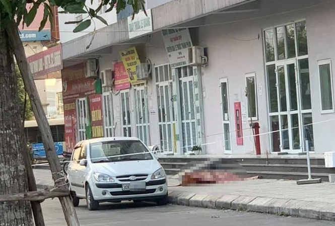 1 người phụ nữ rơi từ tầng 16 xuống đất tử vong