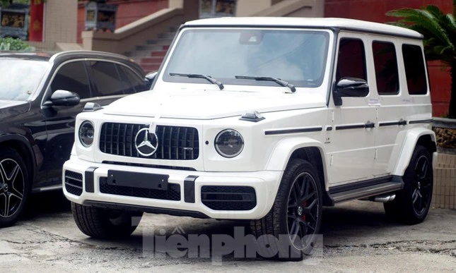 Choáng ngợp dàn siêu xe đường dây đánh bạc "khủng" ở Hà Nội