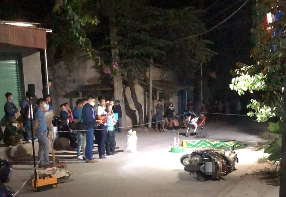 Xác người trước quán karaoke và hành trình chạy trốn của hai sát thủ