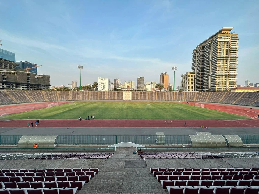 Toàn cảnh sân Olympic chạy đua với thời gian SEA Games 32