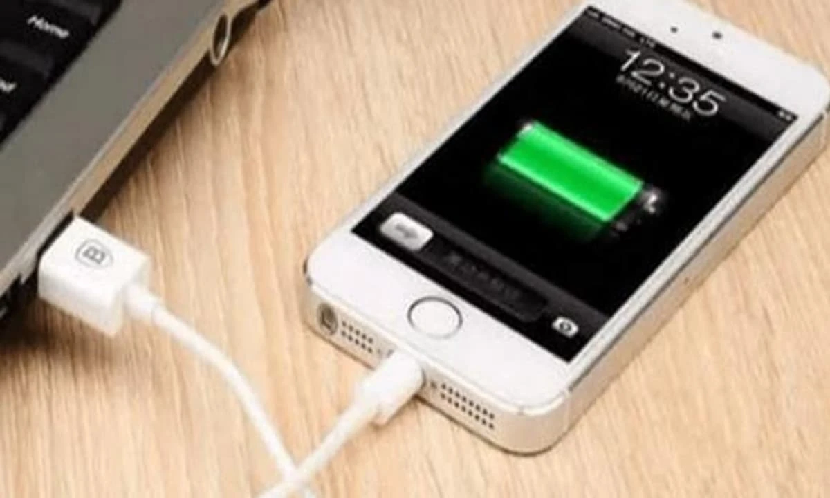 4 điều nên tránh khi sạc pin để bảo vệ điện thoại