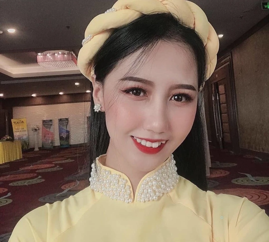 Nhan sắc "nghiêng nước, nghiêng thành" của những cô gái vừa lên đường nhập ngũ