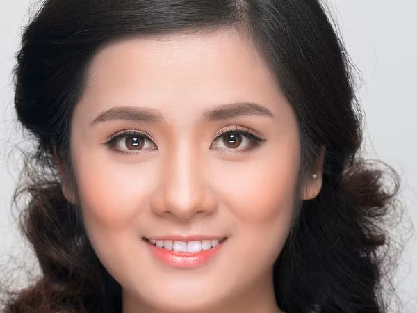 Những người phụ nữ như vậy thường sống một cuộc sống giàu có và không lo lắng. Họ dễ dàng giành được tình yêu và sự tin tưởng của người khác, và thường gặp những người cao quý sẵn sàng giúp đỡ họ trong cuộc sống.