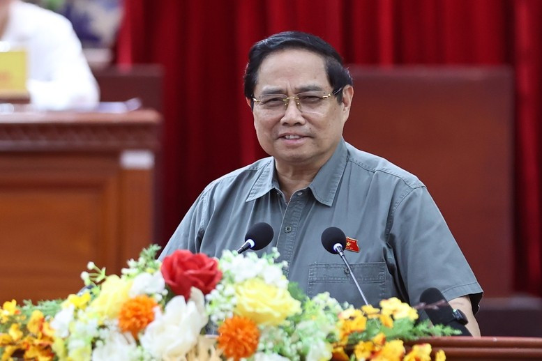 Thủ tướng Phạm Minh Chính phát biểu tại buổi tiếp xúc cử tri - Ảnh: VGP/Nhật Bắc