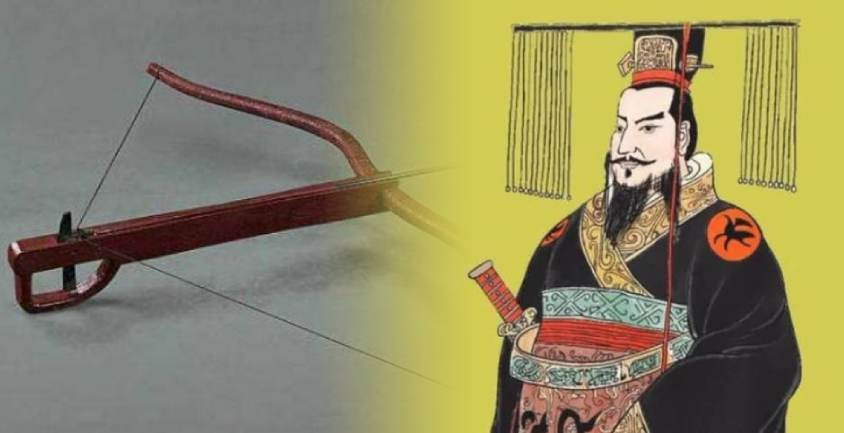 Do đó, để tích chút đức cho bản thân, ông hoàng này nghe theo lời khuyên của Thừa tướng Lý Tư là dùng tượng đất nung thay cho người sống tuẫn táng.