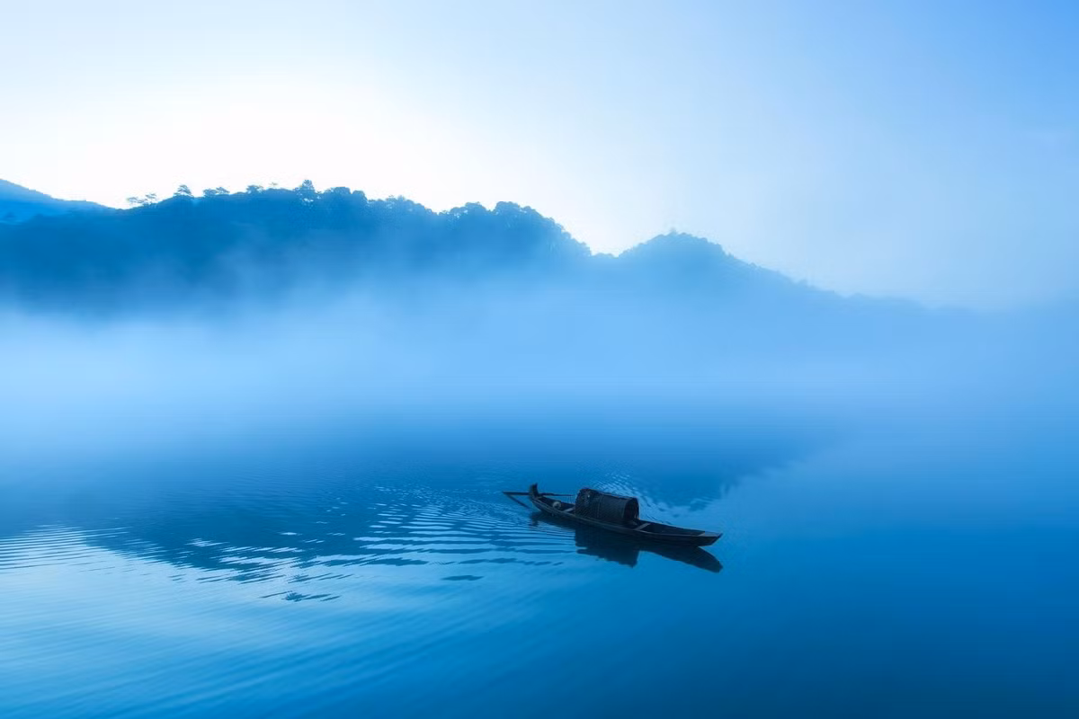  4. Gắn liền với truyền thuyết Quân và Vu Sơn Thần Nữ. Hồ Động Đình xuất hiện trong nhiều câu chuyện thần thoại và thi ca Trung Hoa, gắn với các vị thần sông núi. Ảnh: qunarzz.com.