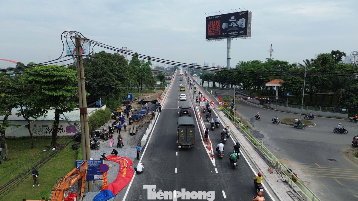 Cầu Bình Triệu 1 hoàn thành nâng tĩnh không, khôi phục lưu thông ô tô, góp phần giảm tình trạng ùn tắc ở khu vực.