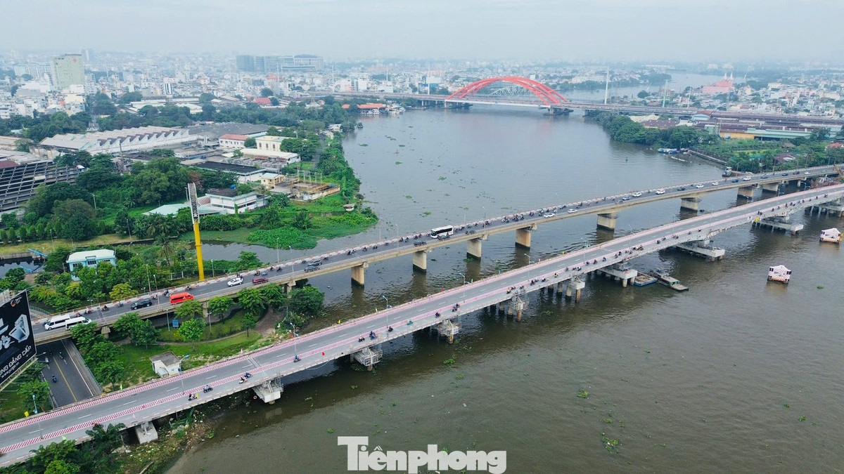 Cầu Bình Triệu 1 sau khi nâng tĩnh không lên khoảng 1m.