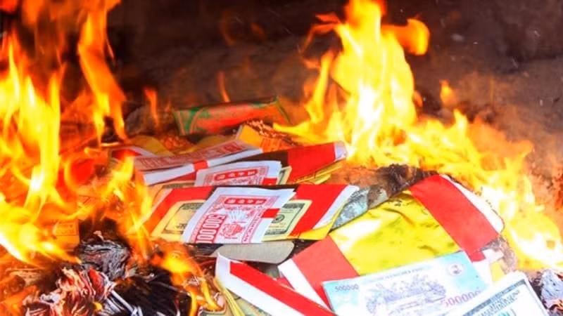 Bước 4. Hóa vàng và hoàn thành lễ