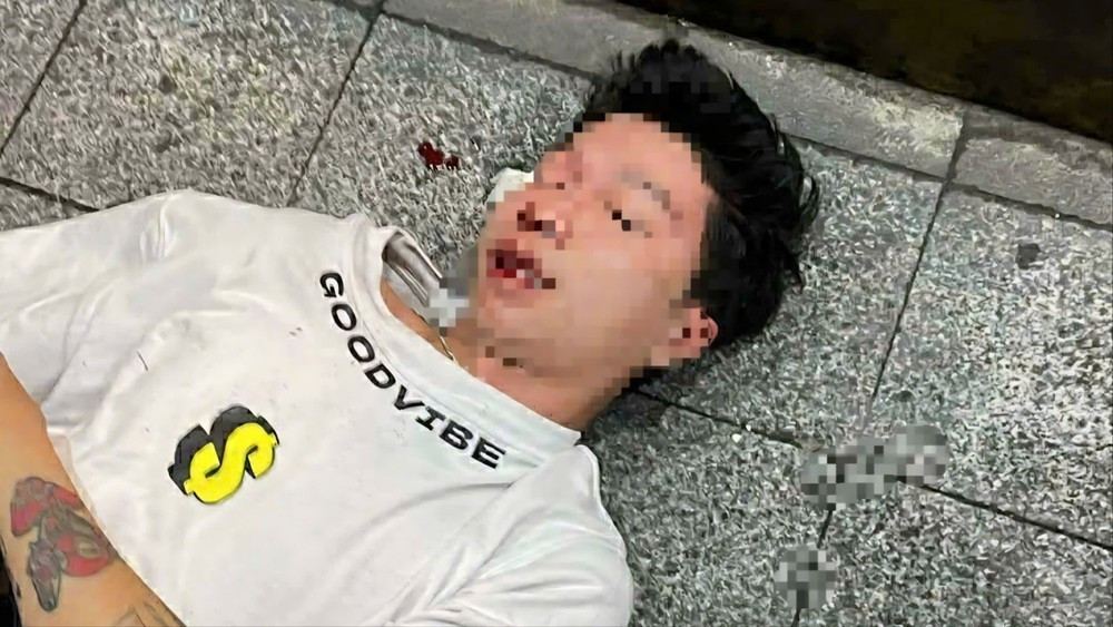 Xác minh vụ một nam DJ bị kẹp cổ, đánh tới tấp ở phố đi bộ Huế .