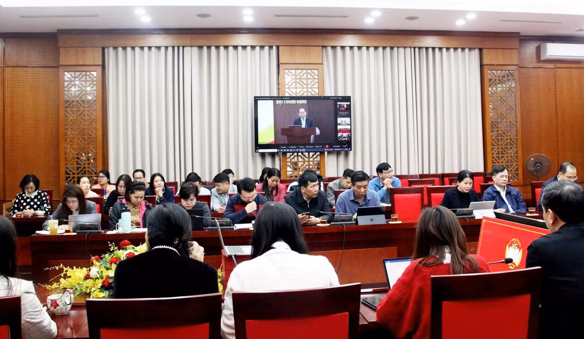 Đại biểu dự Hội nghị tại điểm cầu Ủy ban MTTQ Việt Nam thành phố Hà Nội. Ảnh: PV