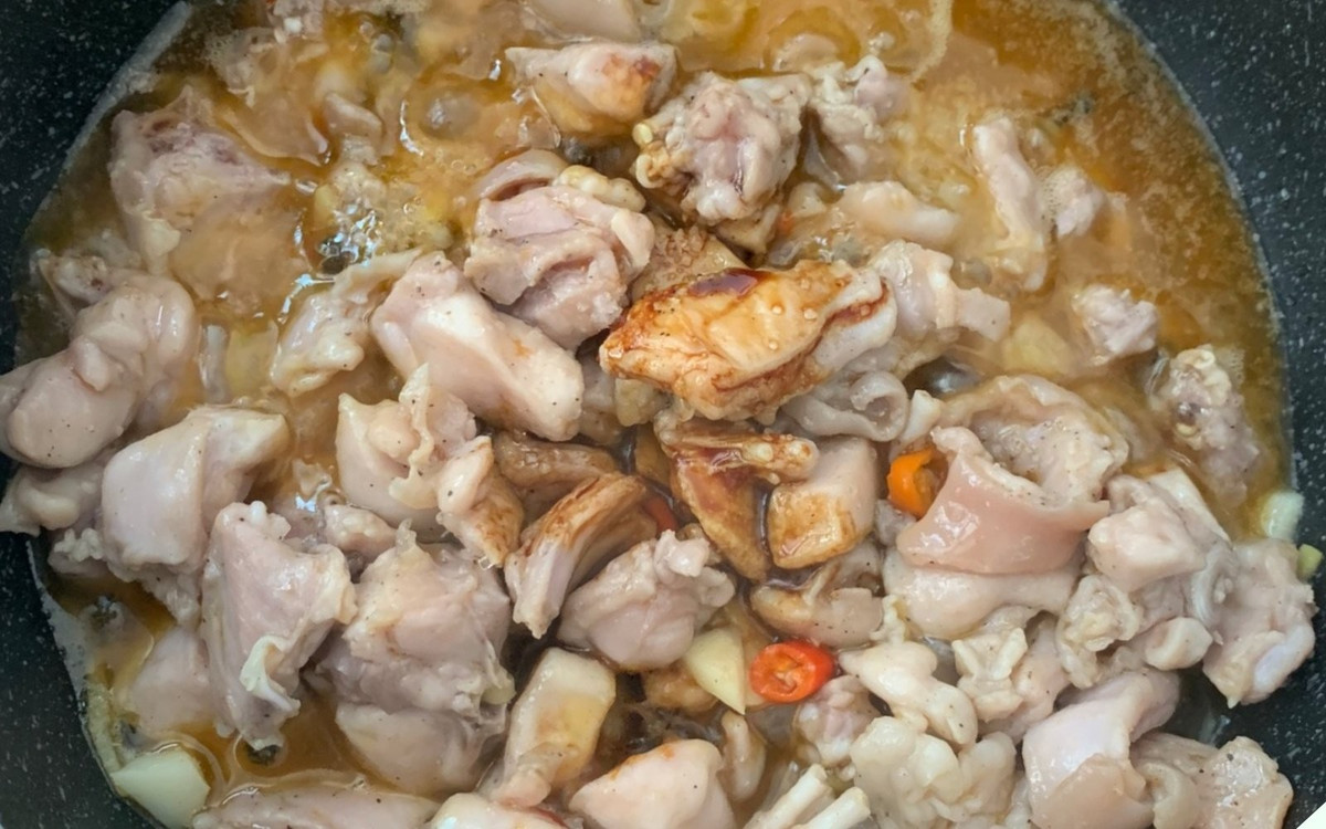 Chính vì thế, thịt thỏ còn có một cái tên khác là “thịt trường thọ”. Dù ở tuổi 80 nhưng hoàng đế Càn Long vẫn có đầu óc minh mẫn, cơ thể khỏe mạnh.