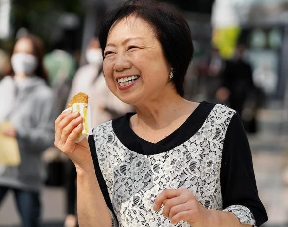 Những khoản chi tưởng nhỏ mà âm thầm rút cạn tài chính (Ảnh minh họa).