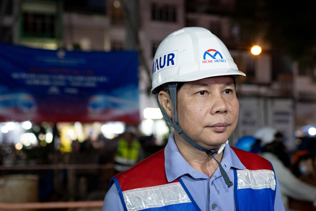 Ông Phan Công Bằng, Trưởng Ban Quản lý Đường sắt đô thị TP.HCM (MAUR) cho biết công việc khảo sát dự kiến hoàn thành trong 3 ngày tới, qua đó xác định các thông số kỹ thuật của nền đất, phục vụ công tác thiết kế móng cọc cho các nhà ga.