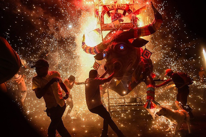 Nhiếp ảnh gia Antonio Flores (Mexico) với ảnh “Hỗn loạn trong Địa ngục” – Giải hạng mục Sự kiện WPA.