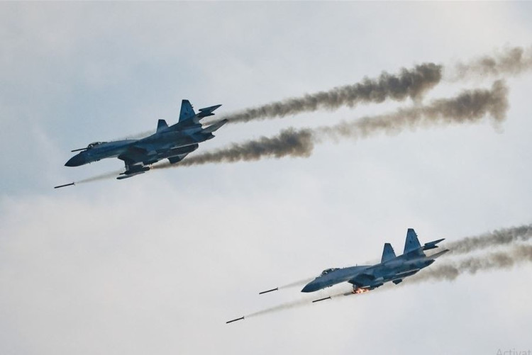 ポーランドのウェブサイト「Defense24」は、ロシアの戦闘機パイロットにはより大きな自主性が与えられ、上官の命令を待たずに戦場の実際の状況に基づいて独自の判断を下せるようになったと報じた。 4-506.jpg