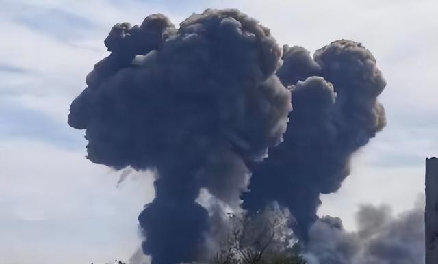ロシア空軍は最近、ウクライナの兵器庫、特にNATOが供給する兵器への攻撃を強化している。NATOとウクライナが最も懸念しているのは、攻撃の頻度ではなく、ロシアの諜報能力が急激かつ急速に向上していることである。 3.jpg