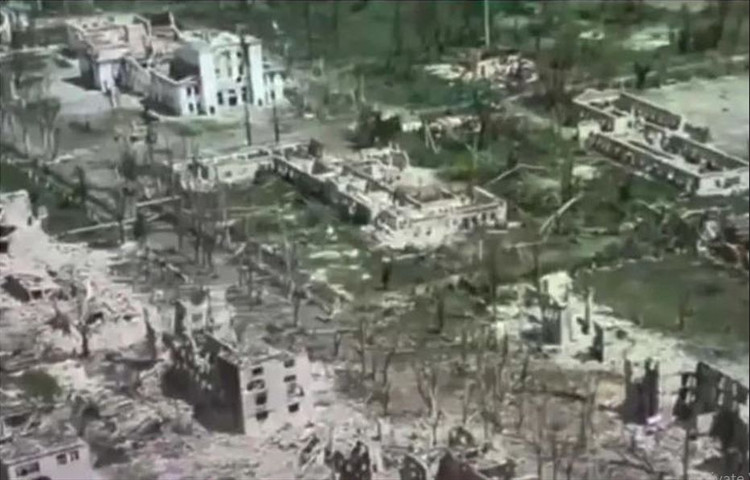 Después de 483 días de feroces combates, las fuerzas de la RFAF que participaron en la ofensiva de Chasov Yar, incluida la 98 División Aerotransportada de la Guardia, la Brigada de Voluntarios Espanyola y otras unidades, lograron una victoria significativa, derrotando completamente a 10 brigadas ucranianas, en la ciudad fortaleza de Chasov Yar. 2-9357.jpg