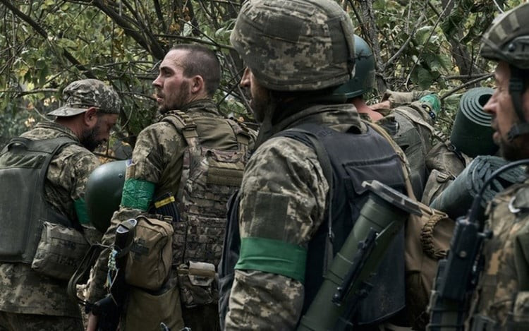 Real combat images, with video evidence from the Zolotoy Kolodez area, forced the pro-Kiev media to 5.jpg