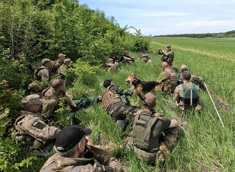 しかし、ウクライナの情報筋によれば、この地域で活動しているウクライナ軍部隊は疲弊しており、AFU参謀本部も、戦線が突然崩壊するのを防ぐため、状況を迅速に改善するために増援を優先しているという。 9.jpg