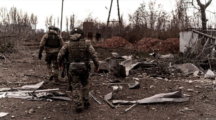 Nachdem einige russische Kommandos in die Stadt Pokrowsk eingedrungen waren, musste die AFU ihre letzte Reserveeinheit, die 63. motorisierte Infanteriebrigade, die für den Schutz der Nachhut zuständig war, zur Verteidigung in das Gebiet von Pokrowsk schicken. 4-5278.jpg
