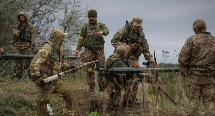 Der russische Militärkanal „Military Summary“ berichtete, dass das Dorf Kondratowka von ukrainischen Truppen zurückerobert worden sei. Die Lage ist weiterhin schwierig, hat sich aber verbessert. Die „Wende“ von Kondratowka hatte kaum Auswirkungen auf die Streitkräfte der Russischen Föderation, da die RFAF ihre Stellungen am nördlichen Rand des Dorfes Miropolye gefestigt hatte. 12.jpg