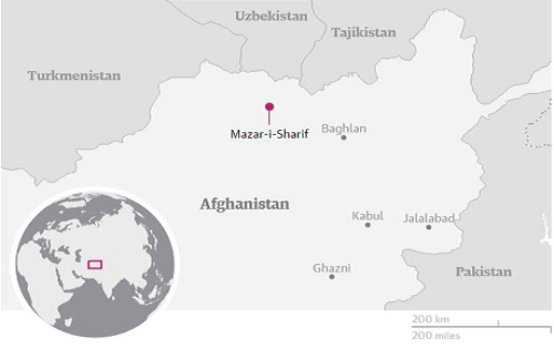 Reuters đưa tin ngày 22/4, khoảng 10 tay súng phiến quân Taliban đã giả dạng là binh lính và sử dụng ít nhất hai chiếc xe quân đội của Afghanistan để vượt qua cổng an ninh tại một căn cứ quân sự quốc gia ở thành phố Mazar-i-Shari, miền bắc nước này hôm 21/4. Ảnh: The Guardian.