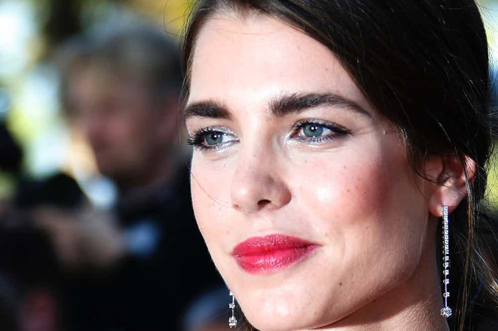 Nữ doanh nhân Charlotte Casiraghi tận hưởng cuộc sống giàu sang mà nhiều người mơ ước. Ảnh: The Richest.
