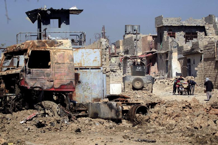 Khung cảnh đổ nát ở Tây Mosul.