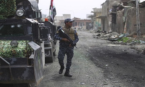 Iraqi News dẫn lời Trung tướng Abdul-Amir Yarallah ngày 9/4 cho biết, lực lượng chính phủ Iraq đã giành lại quyền kiểm soát một quận mới ở khu vực Tây Mosul từ tay phiến quân IS. Ảnh: FNA.