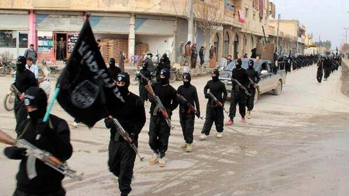 Mạng lưới khủng bố al-Qaeda và phiến quân IS là những kẻ "ngư ông đắc lợi" trong cuộc xung đột tại Yemen. Chúng lợi dụng sự hỗn loạn tại quốc gia Trung Đông này lôi kéo những người dân thường gia nhập các tổ chức khủng bố cực đoan. Ảnh The Richest