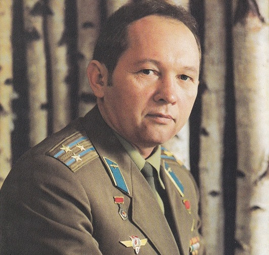 Nhà du hành vũ trụ Genadi Sarafanov (1942-2005) thực hiện chuyến bay vào vũ trụ lần đầu tiên trên tàu Soyuz 15. Ảnh: ER.