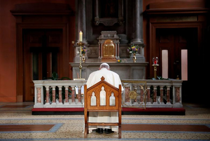 Ngày 25-26/8, Giáo hoàng Francis đã đến thăm Ireland và đây là chuyến thăm Ireland đầu tiên của Đức Giáo hoàng trong gần 40 năm qua.