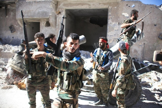 Hiện tại, Quân đội Syria đang được đặt trong tình trạng báo động cao nhất để sẵn sàng đối phó với cuộc tấn công của phiến quân HTS và các nhóm khủng bố khác tại tỉnh Aleppo. Ảnh: FNA.