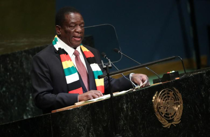 Tổng thống Zimbabwe Emmerson Mnangagwa phát biểu tại Hội nghị thượng đỉnh về hòa bình Nelson Mandela.