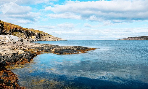 Murmansk, thủ phủ của tỉnh cùng tên ở nước Nga, là thành phố lớn nhất thế giới nằm trên vòng Bắc Cực. Vùng đất Murmansk có phong cảnh thiên nhiên tuyệt đẹp, thực sự là địa điểm du lịch lý tưởng với du khách. (Nguồn ảnh: Sputnik)