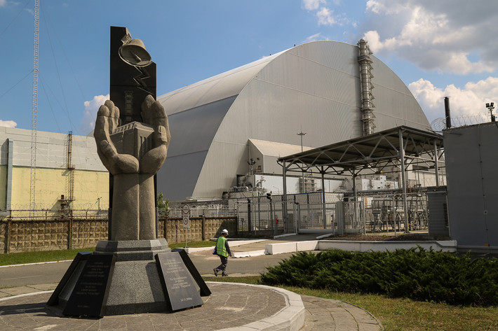Hàng trăm nhân viên nhà máy điện hạt nhân Chernobyl vẫn làm việc tại khu cấm địa CEZ.