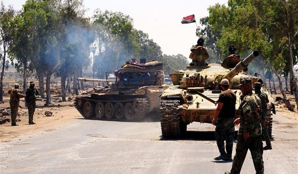 Trong diễn biến khác trên chiến trường Syria, theo Al Masdar News, ngày 25/9, Quân đội Syria đã mở cuộc tấn công quy mô lớn nhằm vào nhóm phiến quân IS tại vùng núi lửa al-Safa, tỉnh Sweida. Ảnh: FNA.