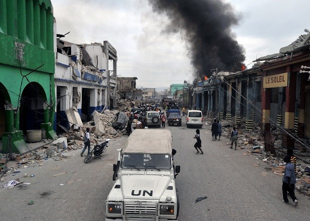 Haiti là quốc gia dễ bị ảnh hưởng bởi những thiên tai như động đất, lũ lụt, bão biển,…