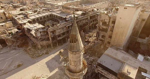 Thành phố cổ Aleppo với những tòa nhà lớn, những con ngõ nhỏ và khách sạn cổ,…