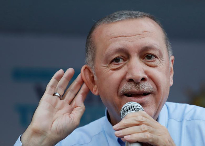 Tổng thống Thổ Nhĩ Kỳ Tayyip Erdogan phát biểu trong cuộc vận động tranh cử ở Mardin ngày 20/6.