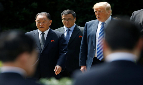 Ngày 1/6, Tổng thống Trump đã tiếp ông Kim Yong-chol (trái), Phó Chủ tịch Ban chấp hành Trung ương Đảng Lao động Triều Tiên, tại Nhà Trắng. Ảnh: Reuters.