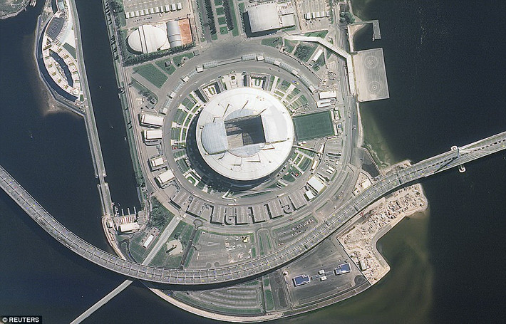 Sân vận động Saint Petersburg ở thành phố Saint Petersburg sẽ diễn ra 4 trận đấu vòng bảng, bao gồm Morocco - Iran, Nga - Ai Cập, Brazil - Costa Rica, Nigeria – Argentina,…